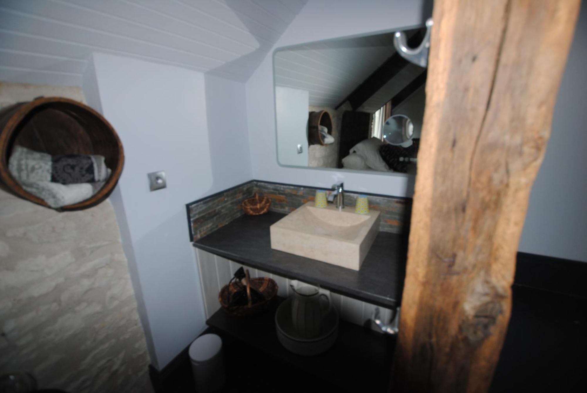 Le Grand Logis - Guest House - Bed And Breakfast Marchais  Kamer foto