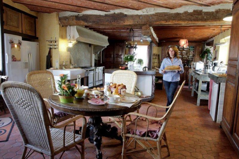Le Grand Logis - Guest House - Bed And Breakfast Marchais  Buitenkant foto