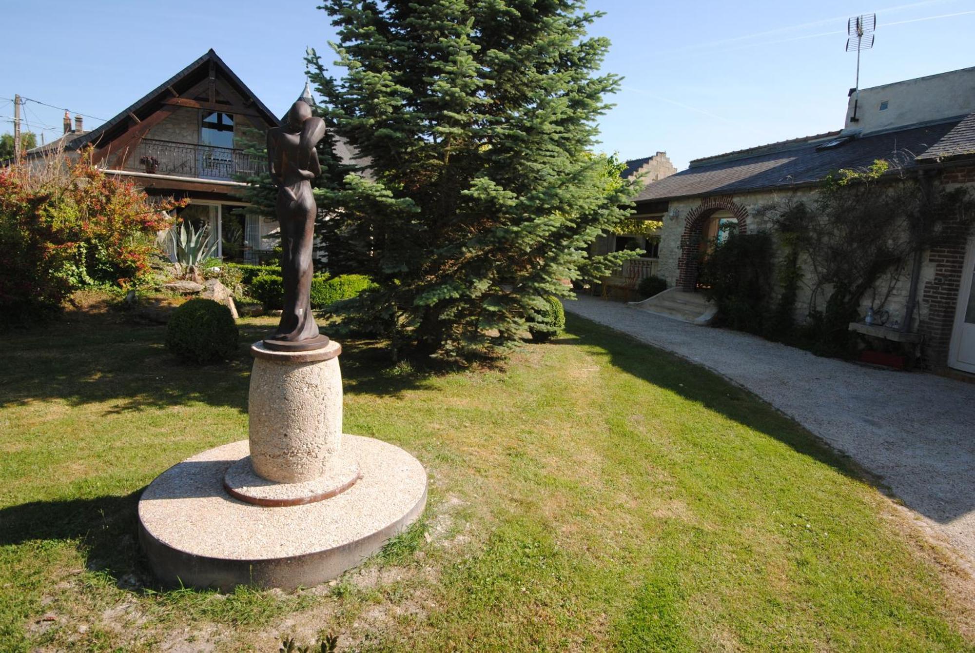 Le Grand Logis - Guest House - Bed And Breakfast Marchais  Buitenkant foto