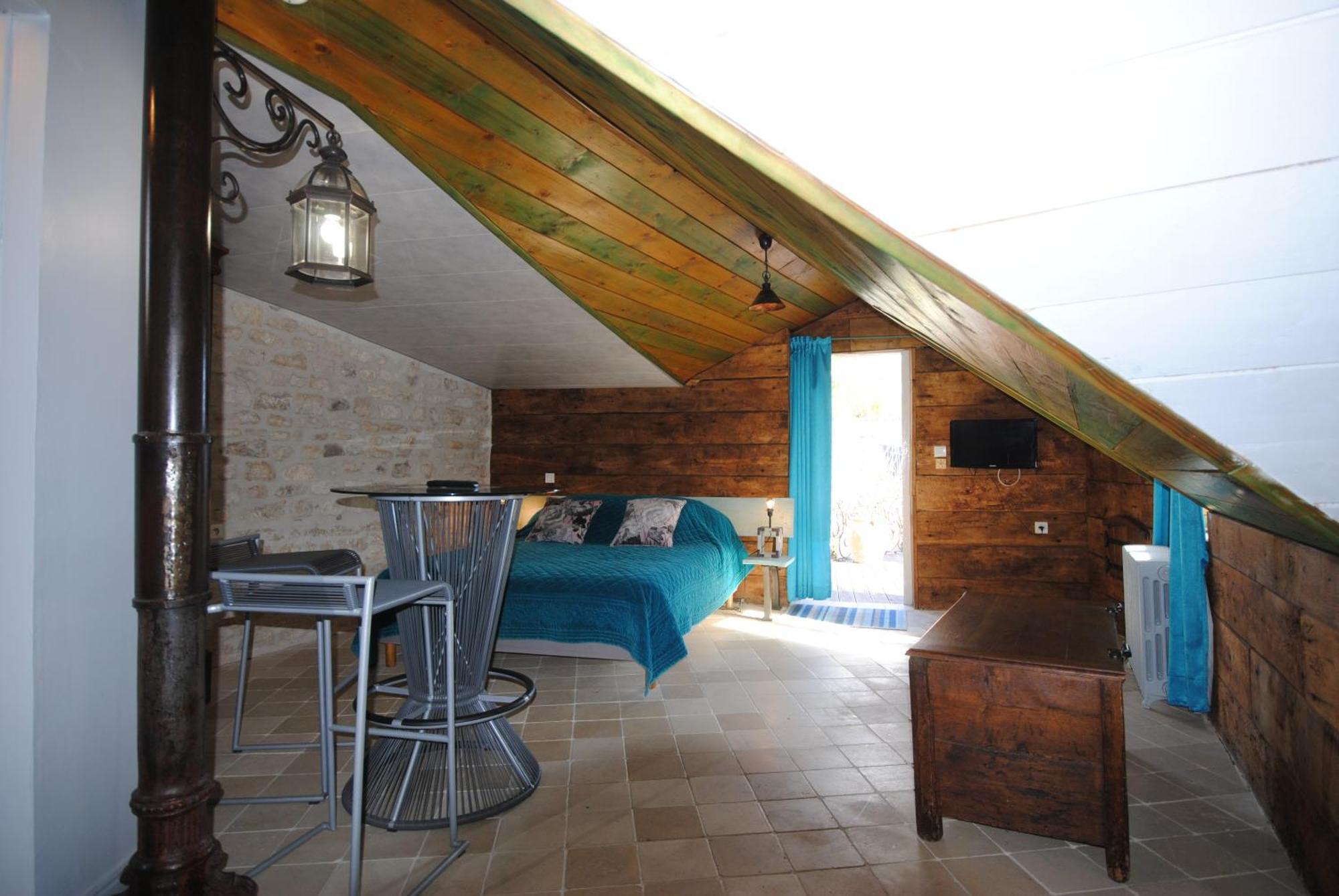 Le Grand Logis - Guest House - Bed And Breakfast Marchais  Kamer foto