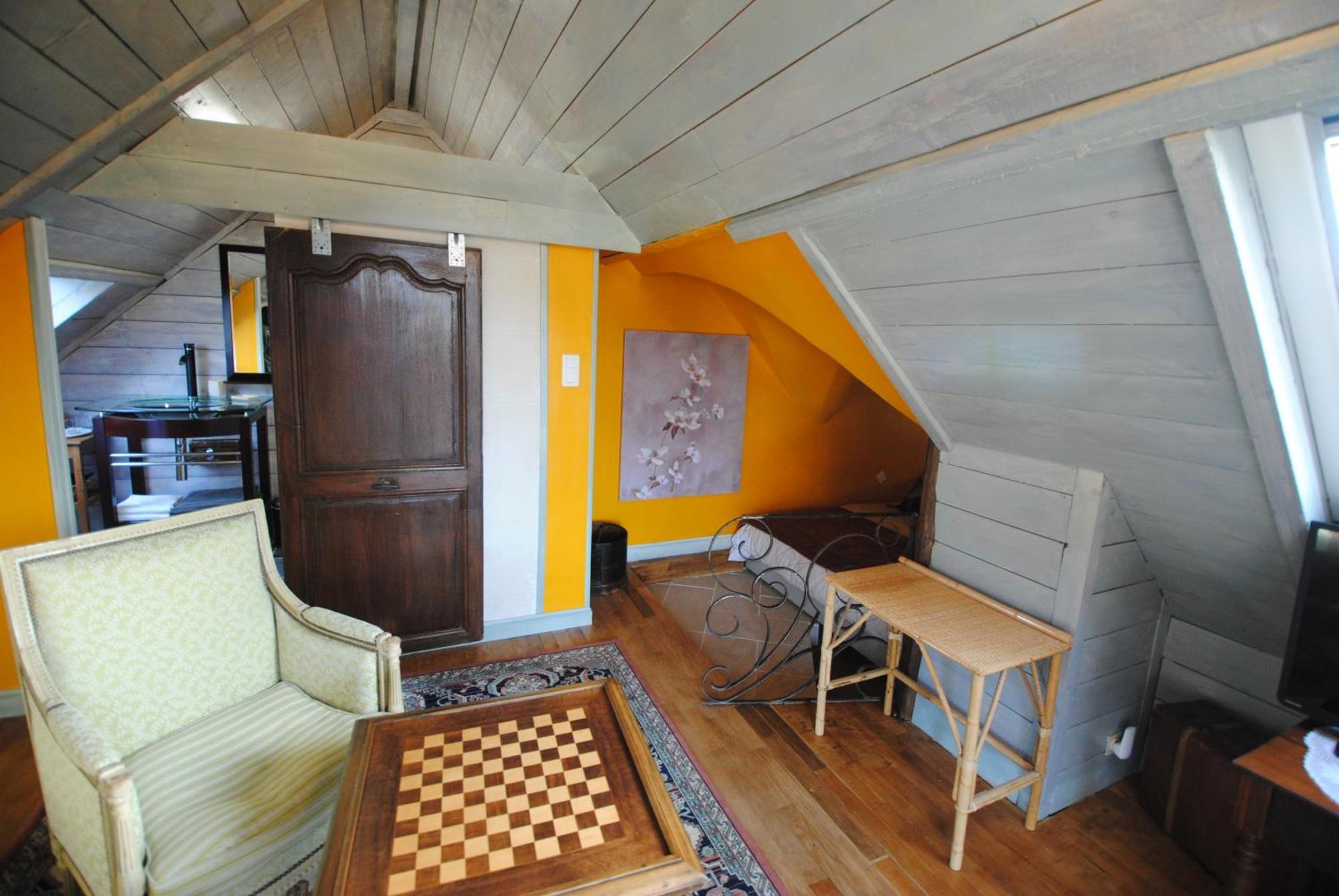 Le Grand Logis - Guest House - Bed And Breakfast Marchais  Kamer foto